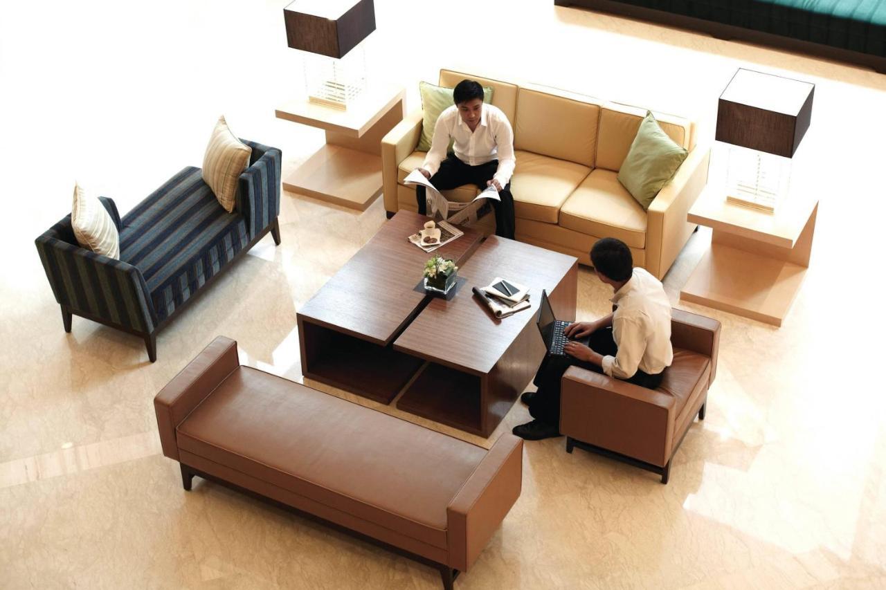 Courtyard By Marriott Shanghai Central Экстерьер фото