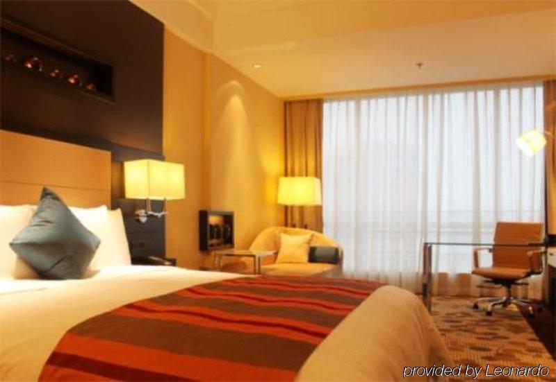 Courtyard By Marriott Shanghai Central Экстерьер фото